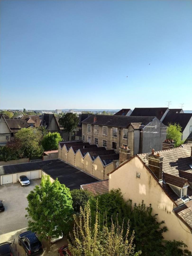 Le Voltaire - Balcon - 2 Chb - 3 Lits - 2 Min Gare Et Cente-Ville - Mon Groom Troyes Buitenkant foto