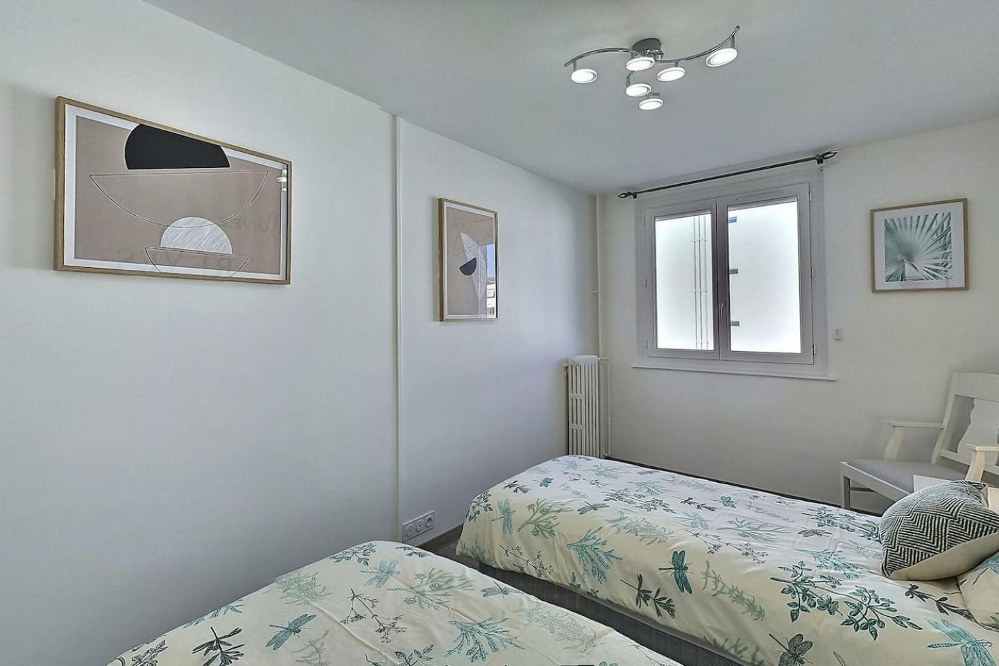 Le Voltaire - Balcon - 2 Chb - 3 Lits - 2 Min Gare Et Cente-Ville - Mon Groom Troyes Buitenkant foto