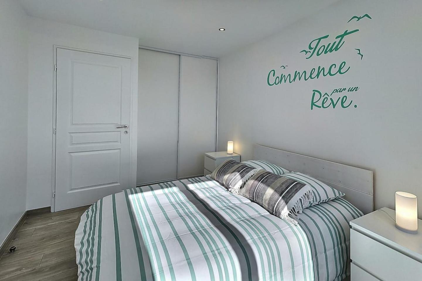 Le Voltaire - Balcon - 2 Chb - 3 Lits - 2 Min Gare Et Cente-Ville - Mon Groom Troyes Buitenkant foto