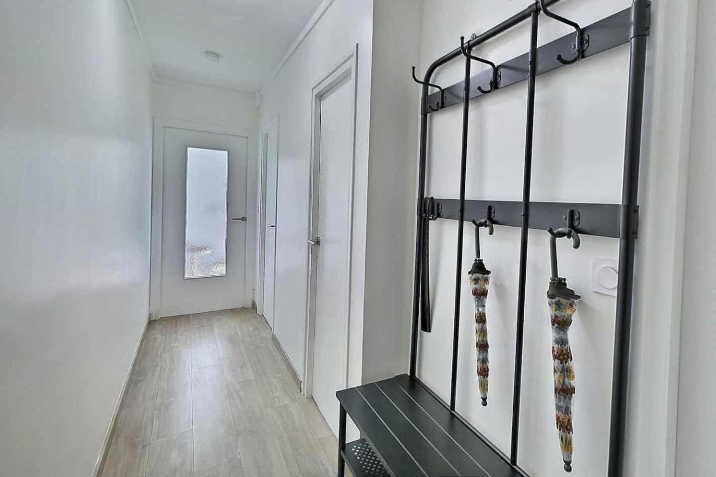 Le Voltaire - Balcon - 2 Chb - 3 Lits - 2 Min Gare Et Cente-Ville - Mon Groom Troyes Buitenkant foto